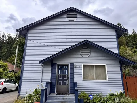 215 S 11th Street Shelton WA 98584