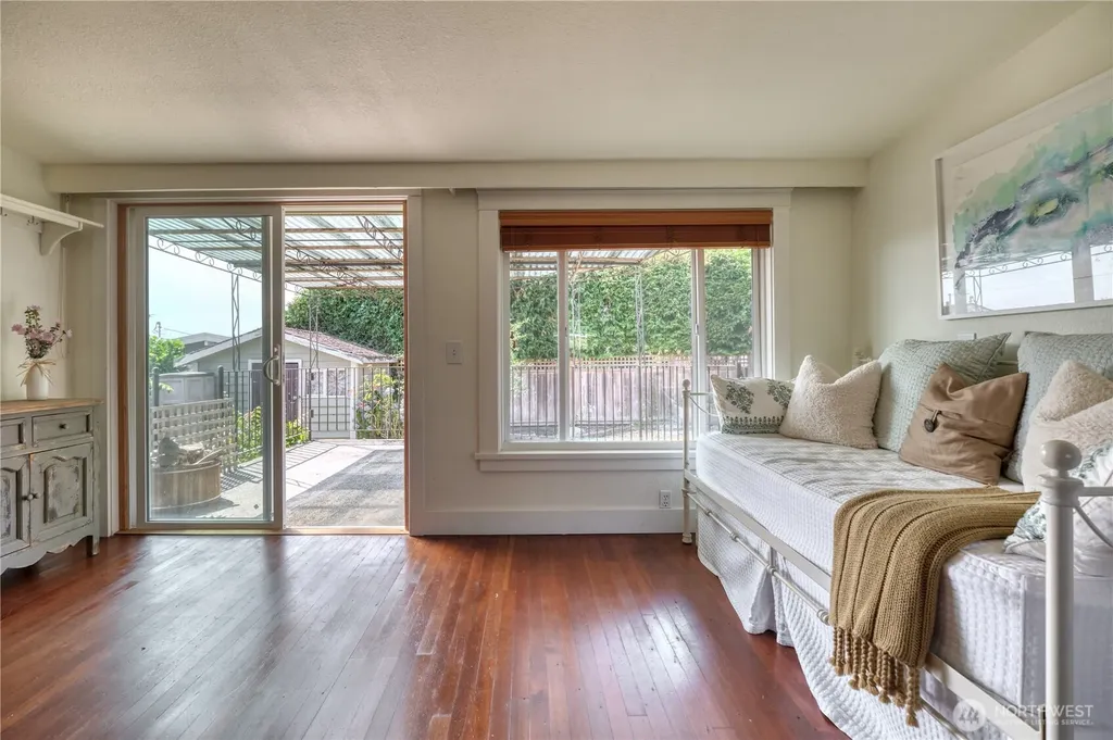 675 Sylvia Drive Point Roberts WA 98281