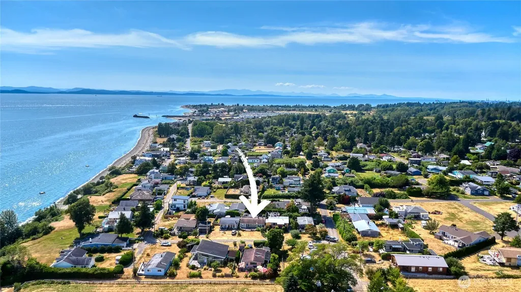 675 Sylvia Drive Point Roberts WA 98281