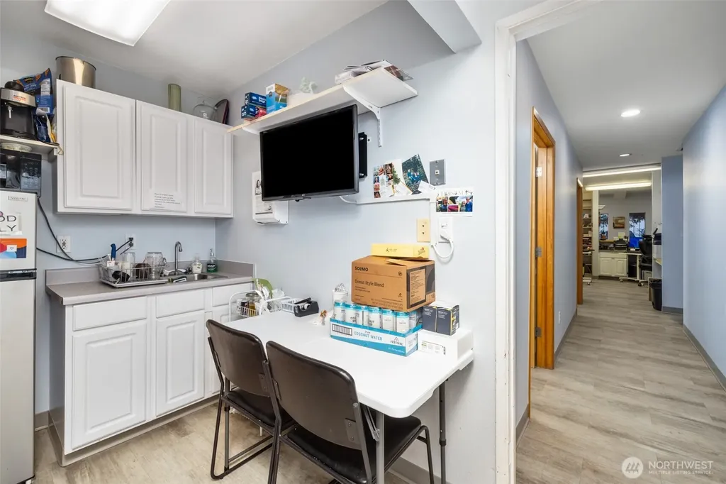 4407 Fairmount Avenue Port Angeles WA 98363