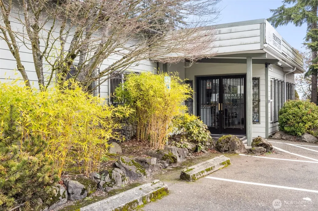 4407 Fairmount Avenue Port Angeles WA 98363