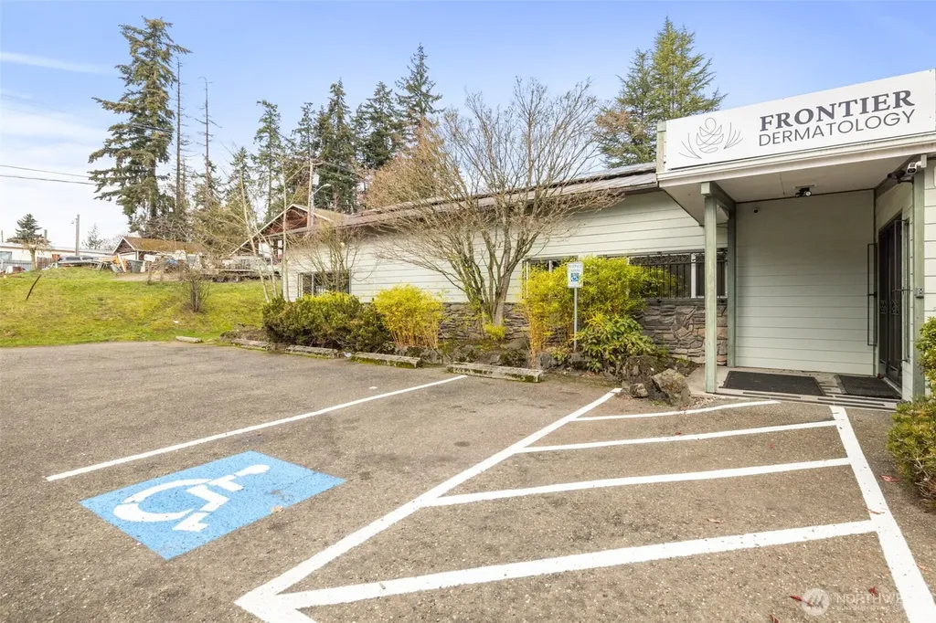 4407 Fairmount Avenue Port Angeles WA 98363