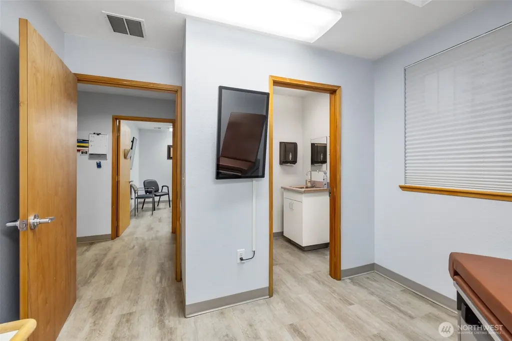 4407 Fairmount Avenue Port Angeles WA 98363