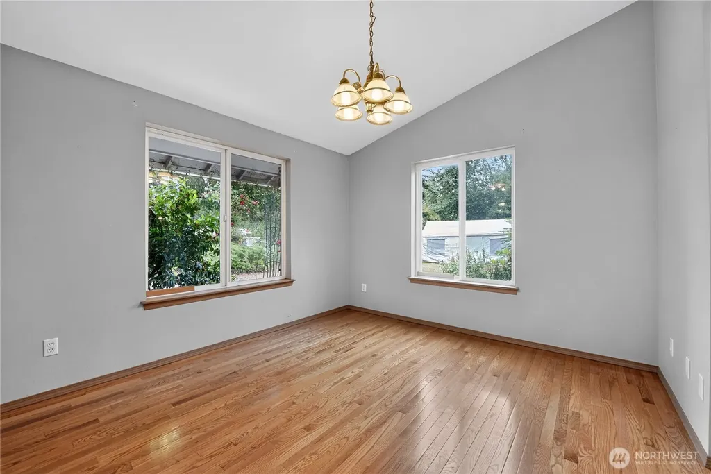 21819 31st Ave E Avenue Spanaway WA 98387