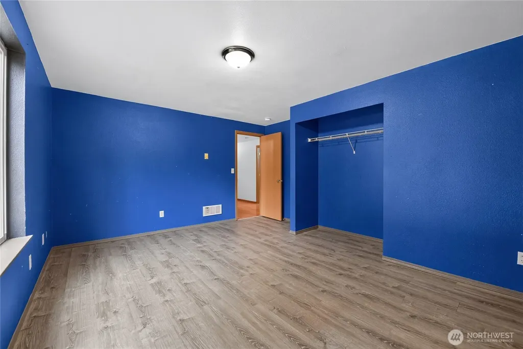 21819 31st Ave E Avenue Spanaway WA 98387