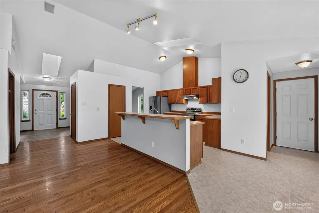 21819 31st Ave E Avenue Spanaway WA 98387