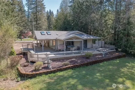 70 N Fairway Drive E Hoodsport WA 98548