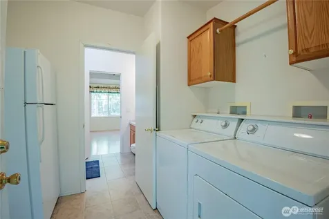 70 N Fairway Drive E Hoodsport WA 98548