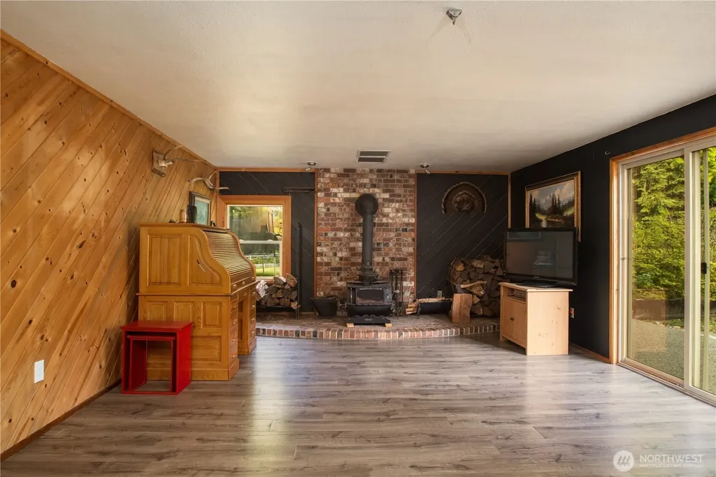 13814 214th Street E Graham WA 98338