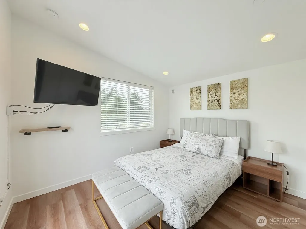 890 Magellan Avenue NE Ocean Shores WA 98569
