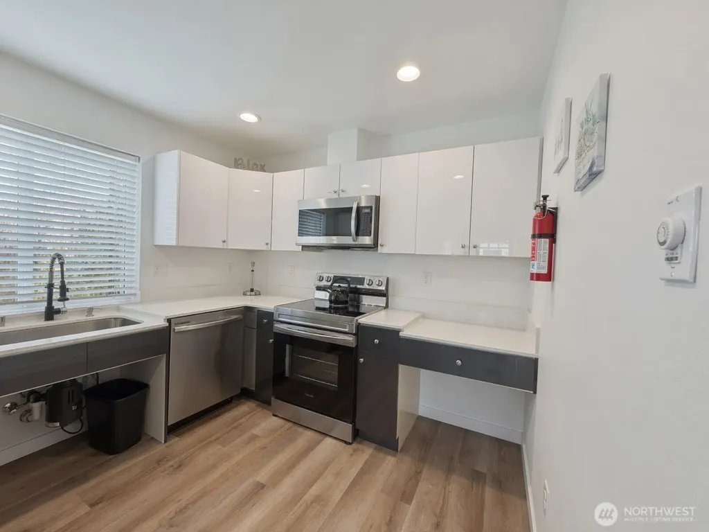 890 Magellan Avenue NE Ocean Shores WA 98569