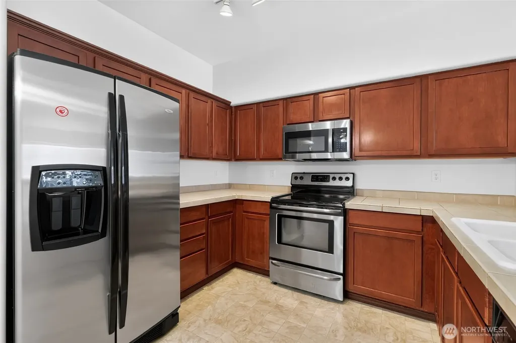 14915 38th Drive SE Bothell WA 98012