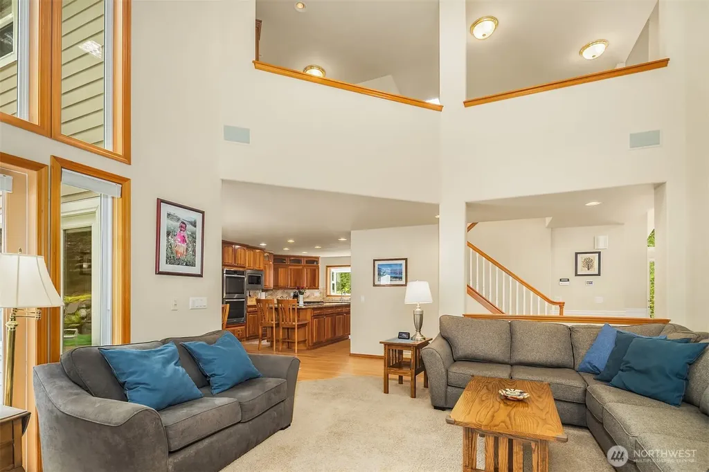 15118 262nd Avenue SE Issaquah WA 98027
