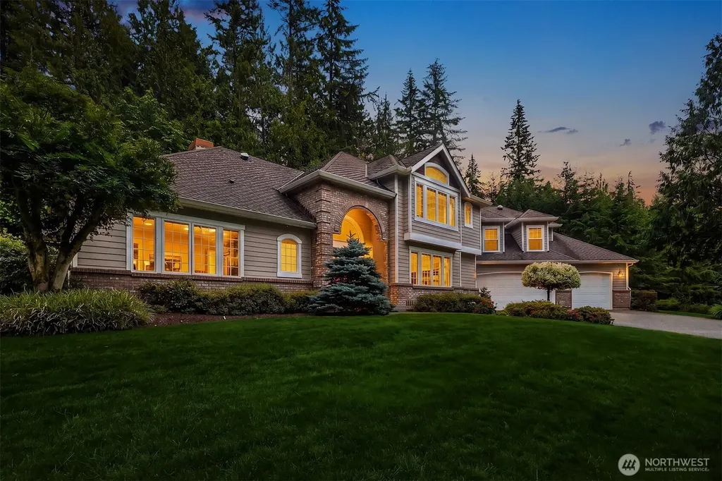 15118 262nd Avenue SE Issaquah WA 98027
