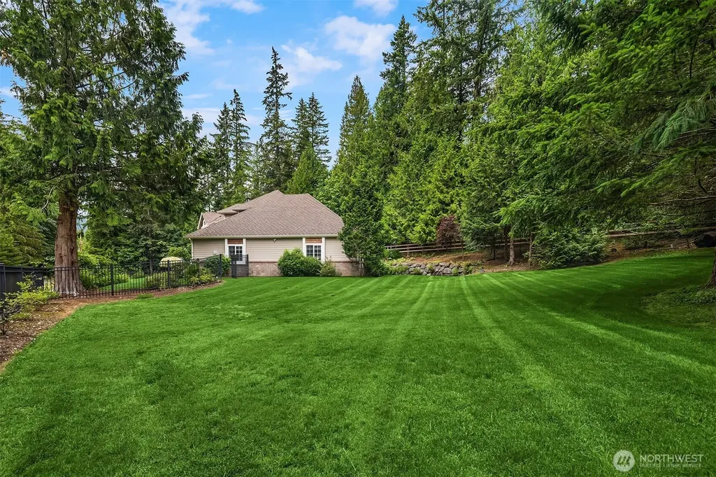 15118 262nd Avenue SE Issaquah WA 98027