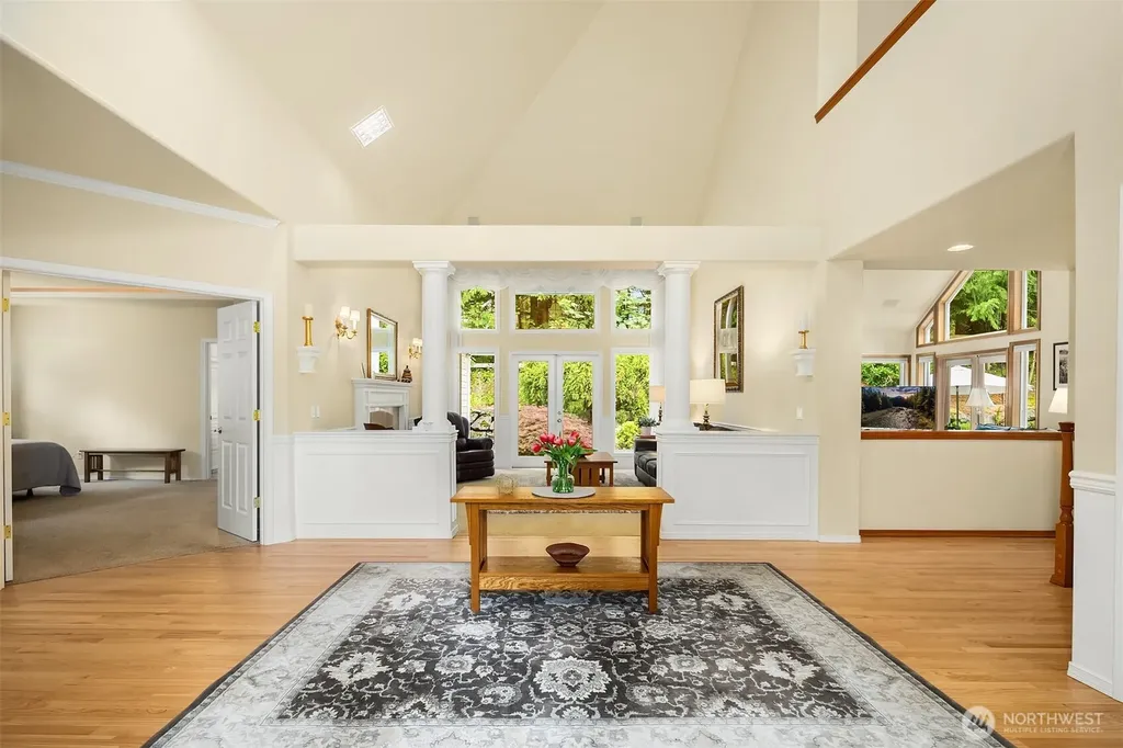 15118 262nd Avenue SE Issaquah WA 98027