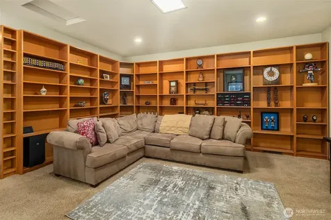 15118 262nd Avenue SE Issaquah WA 98027