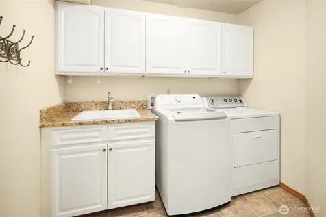 15118 262nd Avenue SE Issaquah WA 98027