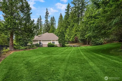 15118 262nd Avenue SE Issaquah WA 98027