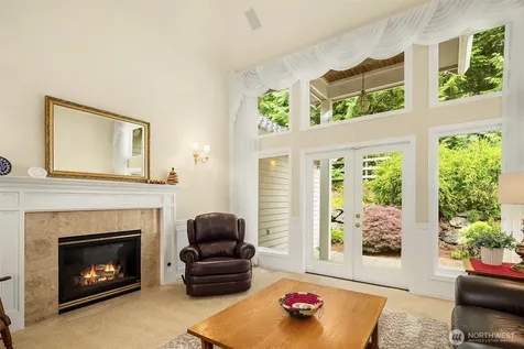 15118 262nd Avenue SE Issaquah WA 98027