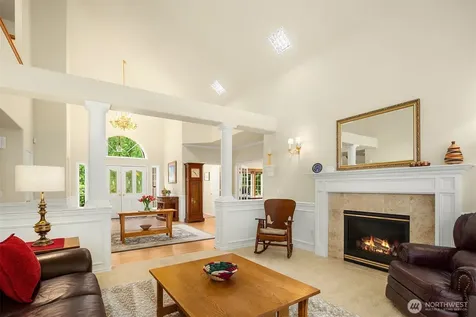 15118 262nd Avenue SE Issaquah WA 98027