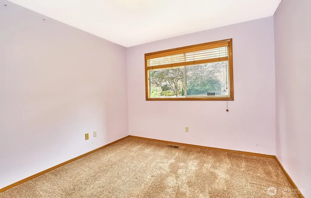 14409 SE 256th Place Kent WA 98042