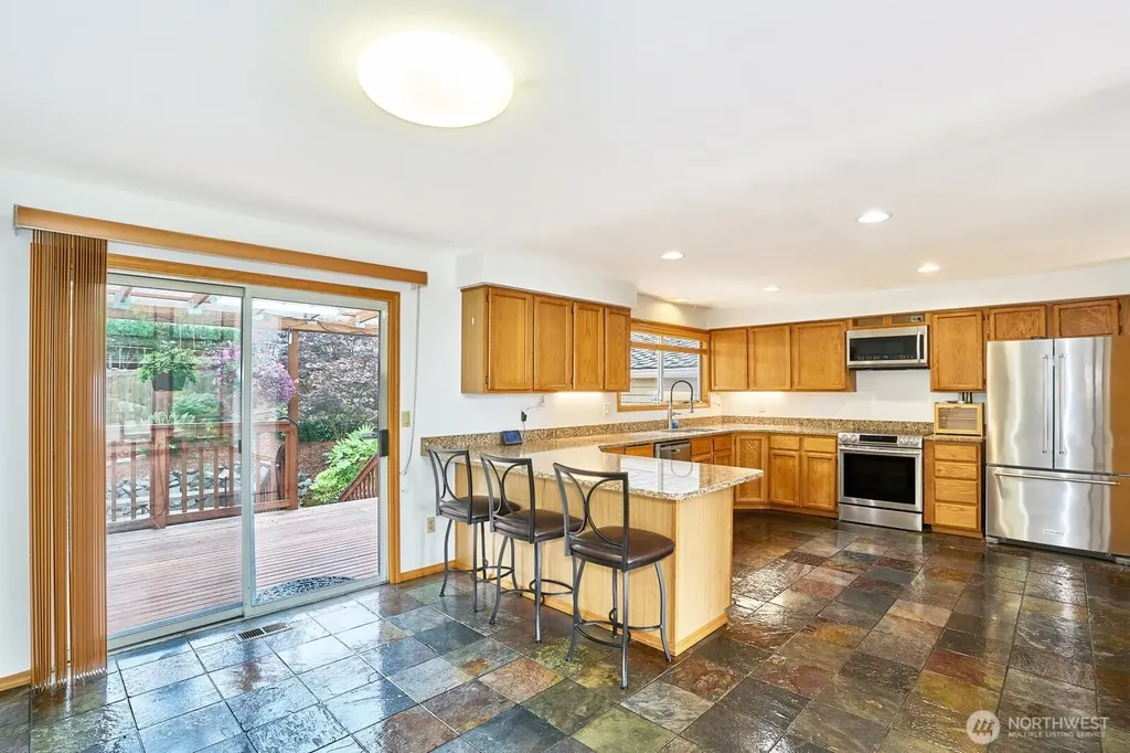 14409 SE 256th Place Kent WA 98042