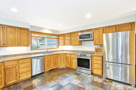 14409 SE 256th Place Kent WA 98042
