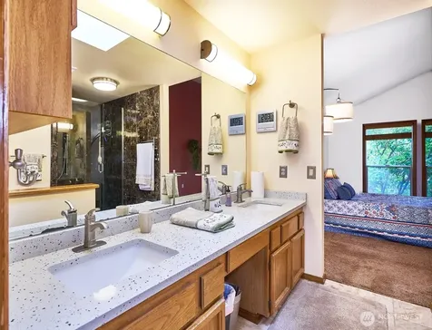 14409 SE 256th Place Kent WA 98042