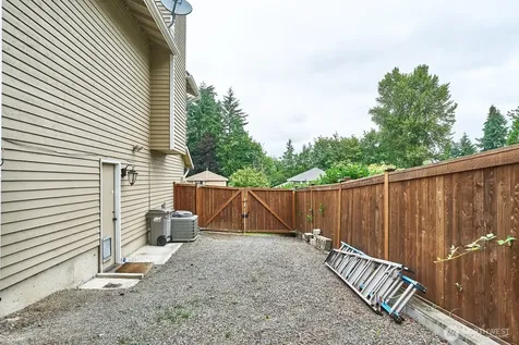 14409 SE 256th Place Kent WA 98042