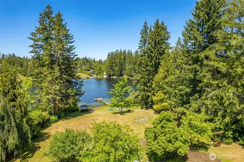 8203 Lakewood Road Stanwood WA 98292