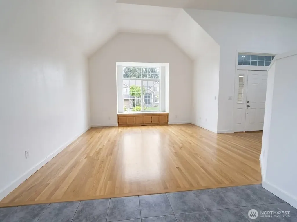 11208 42nd Avenue SE Everett WA 98208