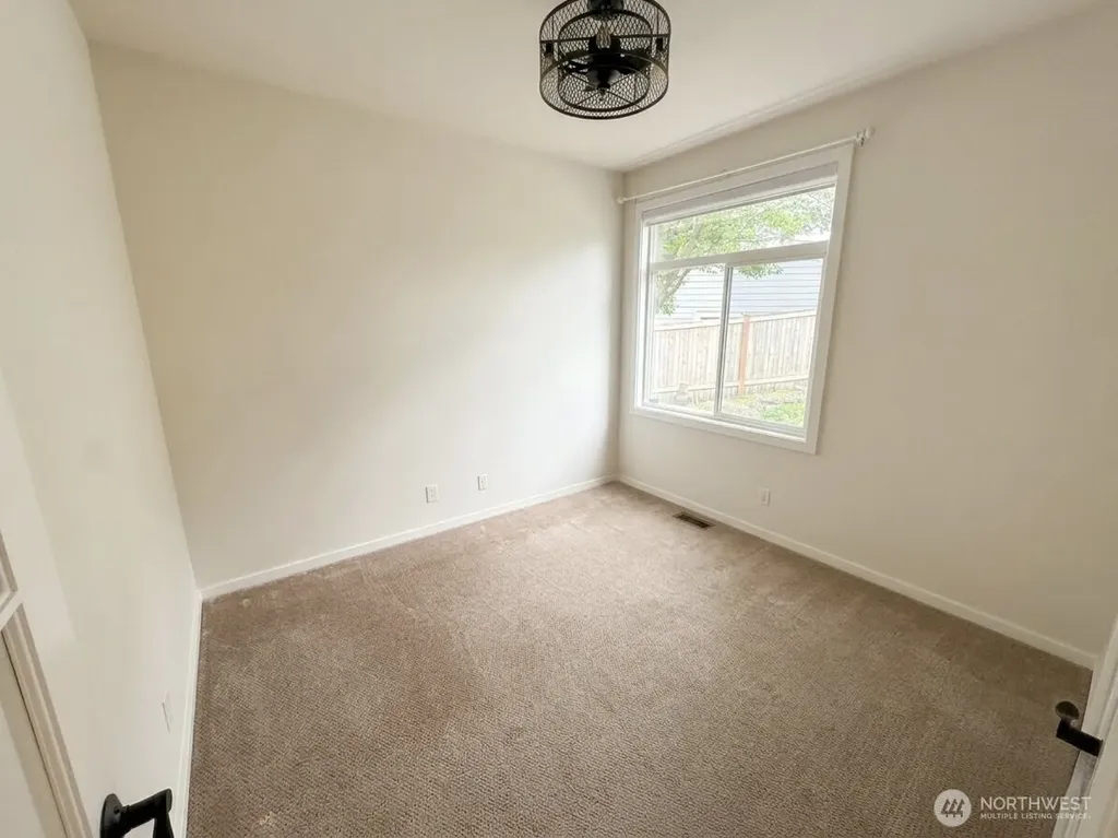 11208 42nd Avenue SE Everett WA 98208