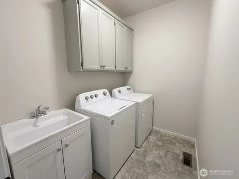 11208 42nd Avenue SE Everett WA 98208