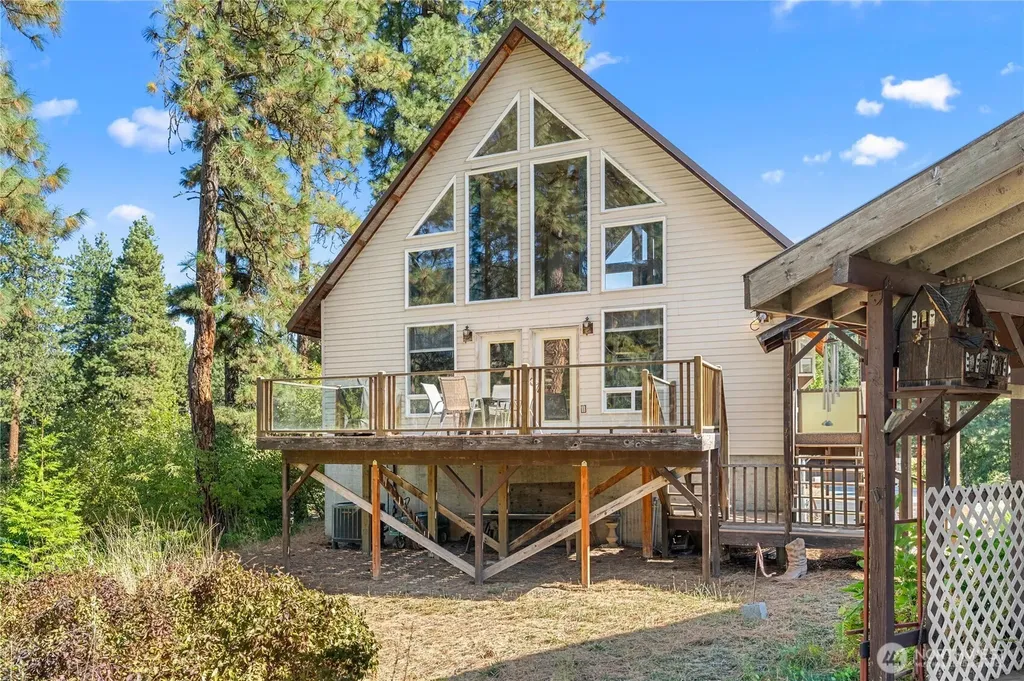 9696 E Leavenworth Road Leavenworth WA 98826