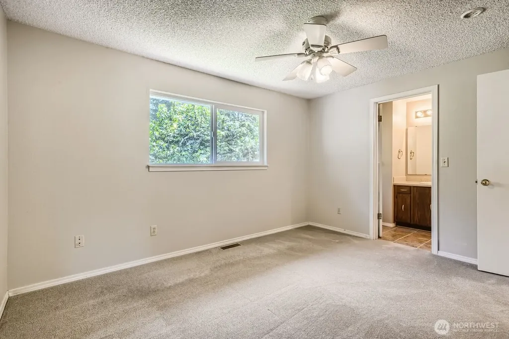 10616 164th Avenue NE Redmond WA 98052