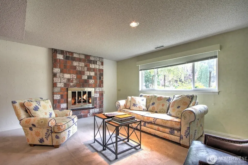 10616 164th Avenue NE Redmond WA 98052