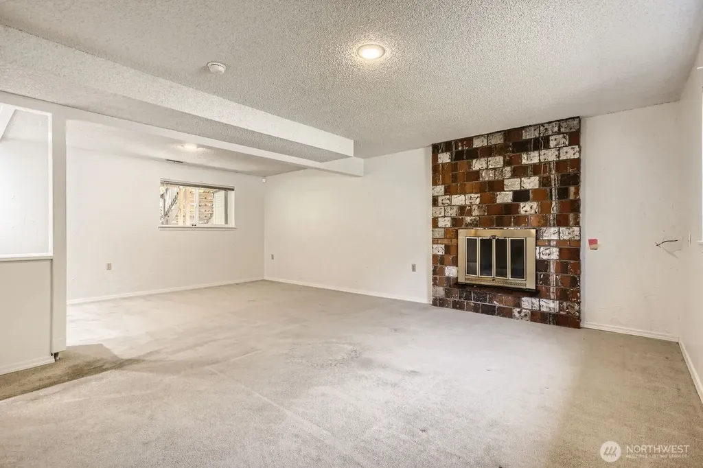 10616 164th Avenue NE Redmond WA 98052