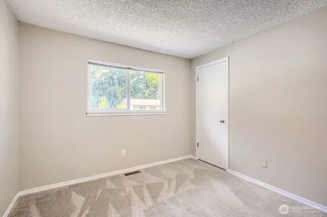 10616 164th Avenue NE Redmond WA 98052