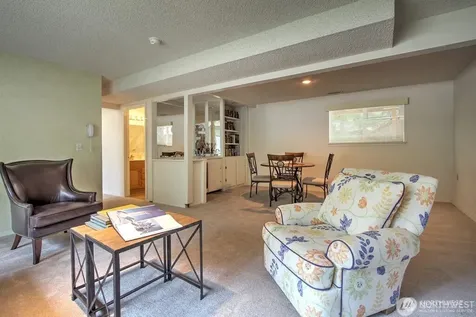 10616 164th Avenue NE Redmond WA 98052