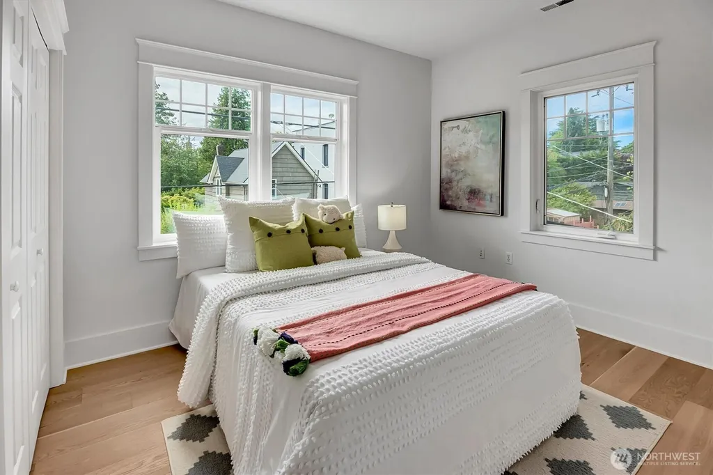 310 W Garfield Street Seattle WA 98119