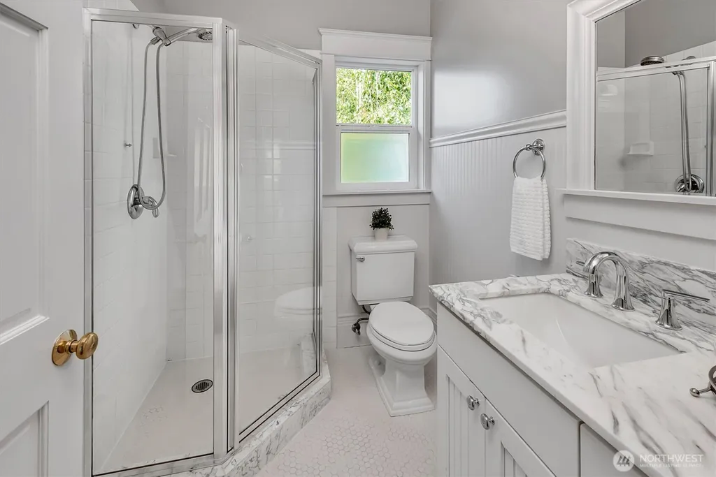 310 W Garfield Street Seattle WA 98119