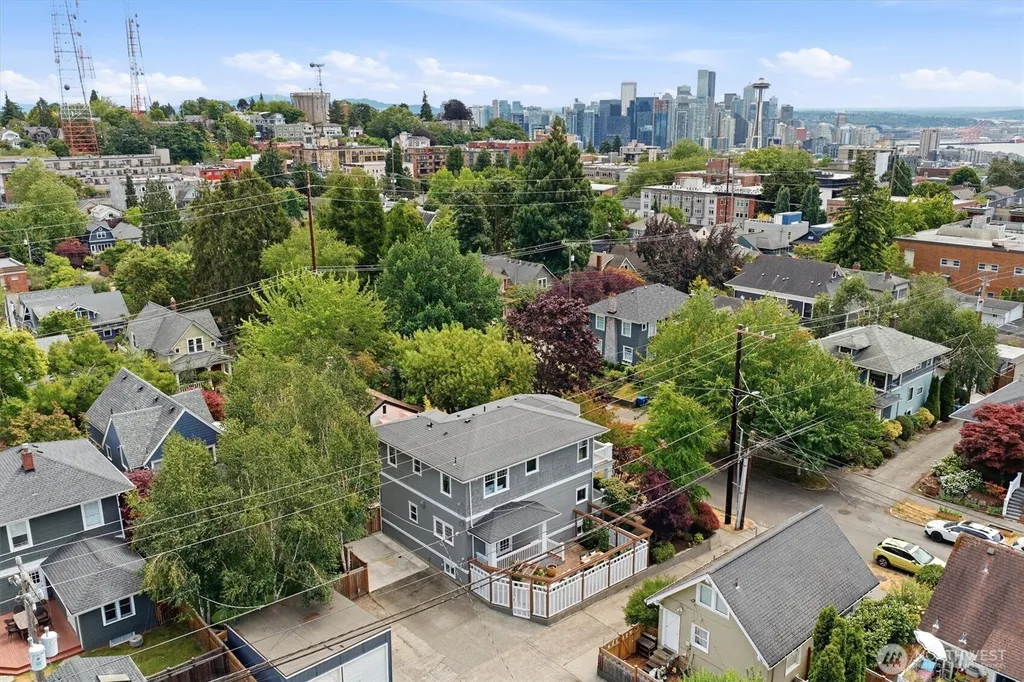 310 W Garfield Street Seattle WA 98119