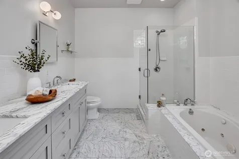 310 W Garfield Street Seattle WA 98119
