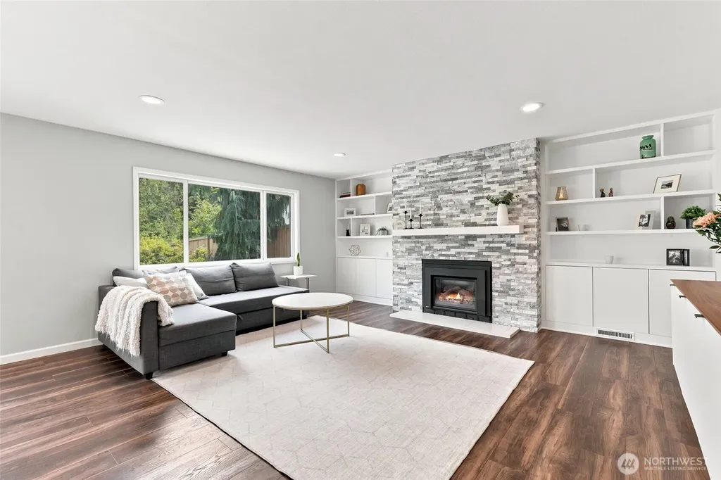 19320 134th Avenue SE Renton WA 98058