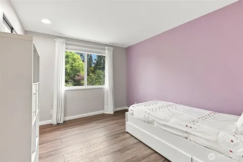 19320 134th Avenue SE Renton WA 98058