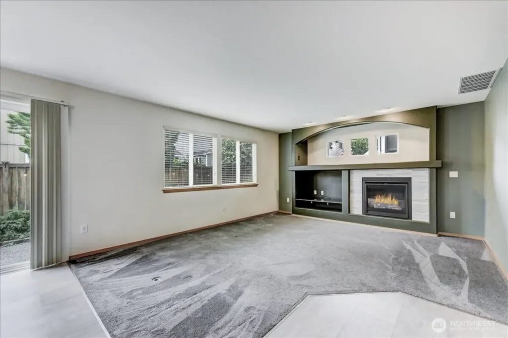 1523 151st Street SW Lynnwood WA 98087