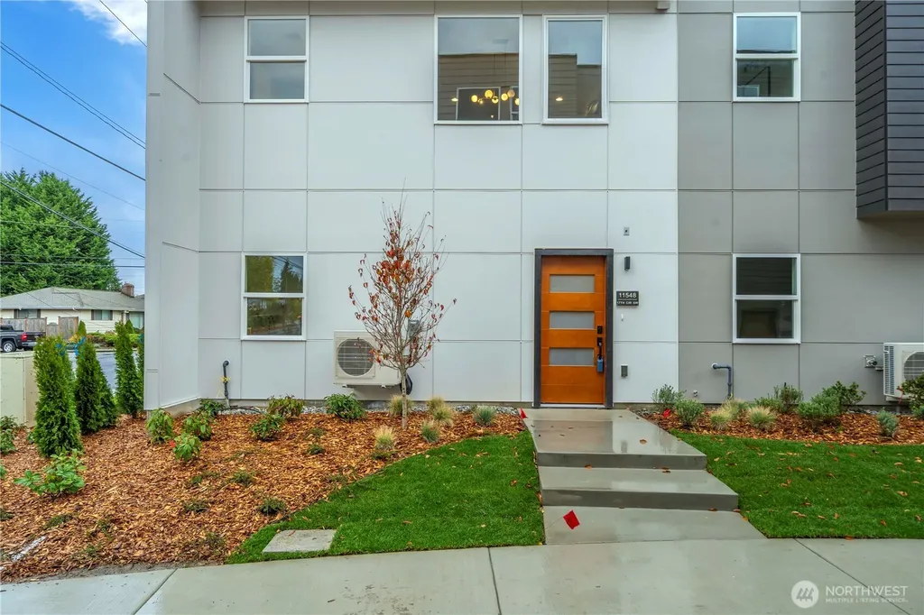 11548 17th Circle SW Burien WA 98146