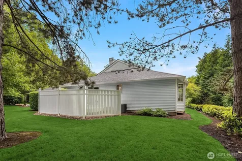 14301 SE 42nd Lane Bellevue WA 98006