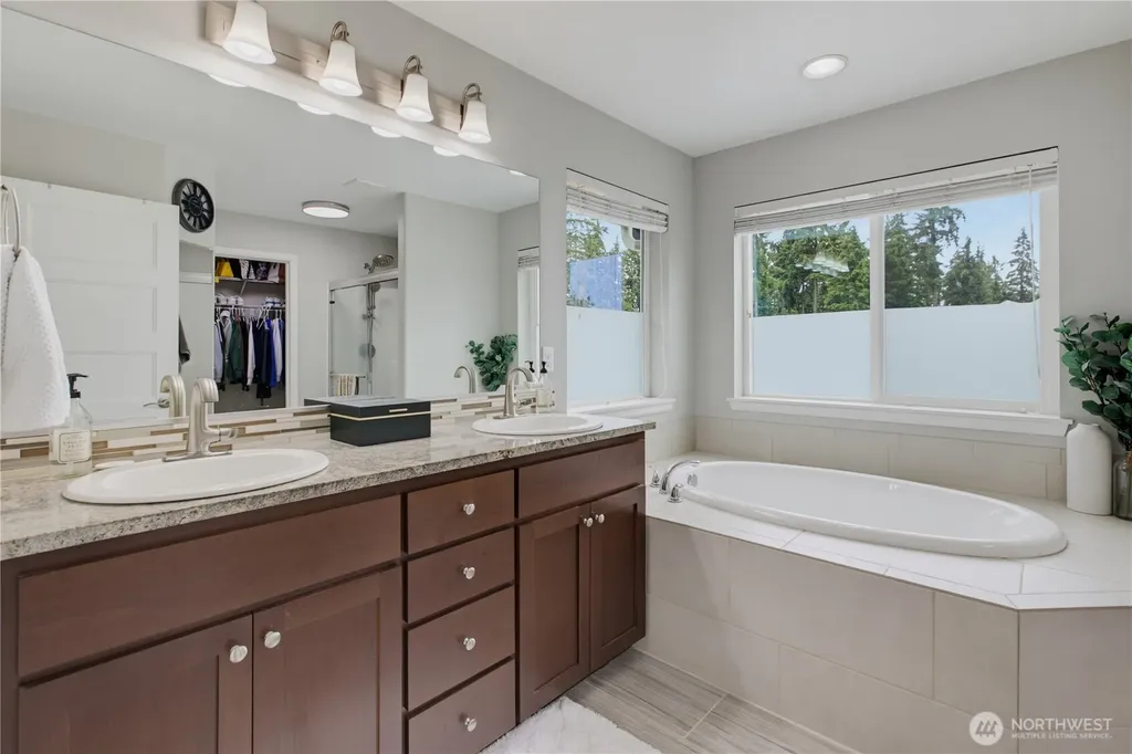 4921 Skylark Street NE Olympia WA 98516